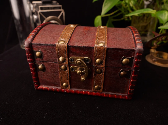 Mimic Chest Lockable Fantasy Dice Box